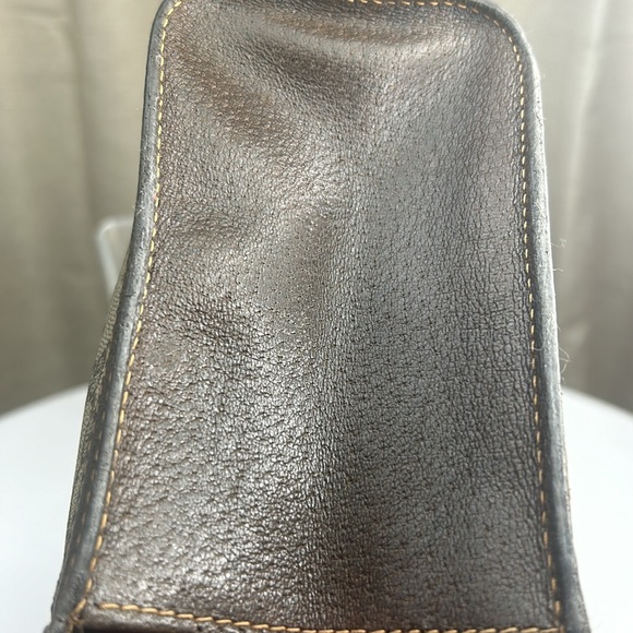 Gucci Sherry Line Monogram Clutch - Picture 14 of 16